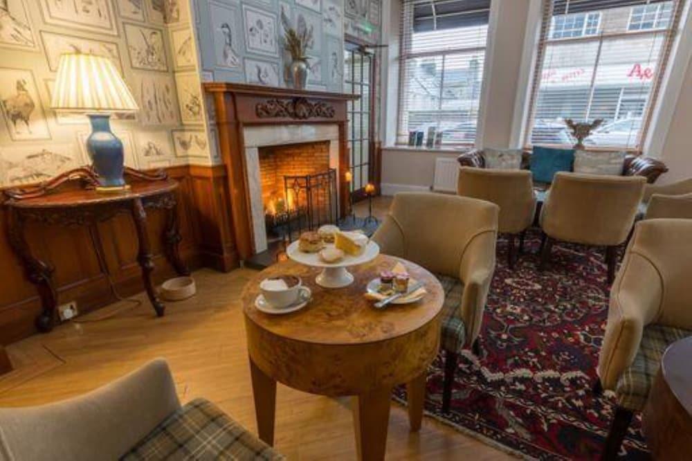 Pentland Hotel Терсо Екстериор снимка