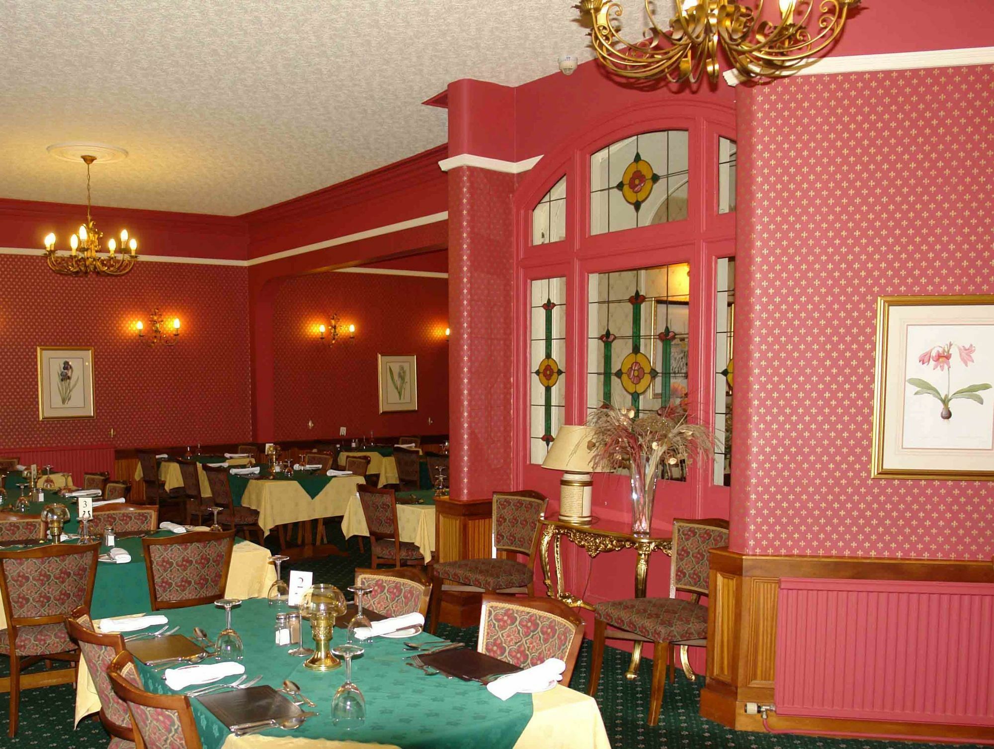 Pentland Hotel Терсо Екстериор снимка